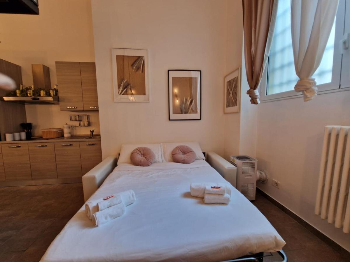 Апартаменты Regina Milano In Porta Romana 2 - Sky Tv, Wifi E Breakfast Box Экстерьер фото