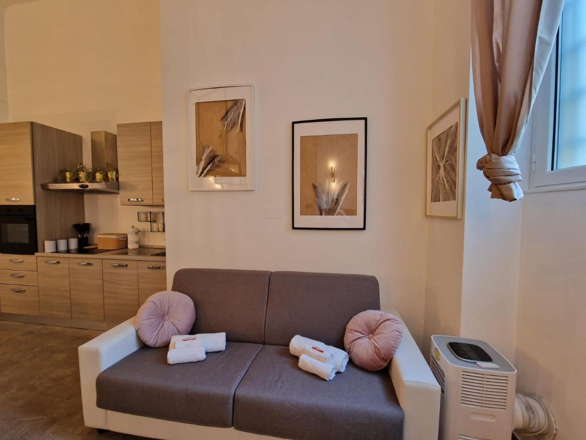 Апартаменты Regina Milano In Porta Romana 2 - Sky Tv, Wifi E Breakfast Box Экстерьер фото